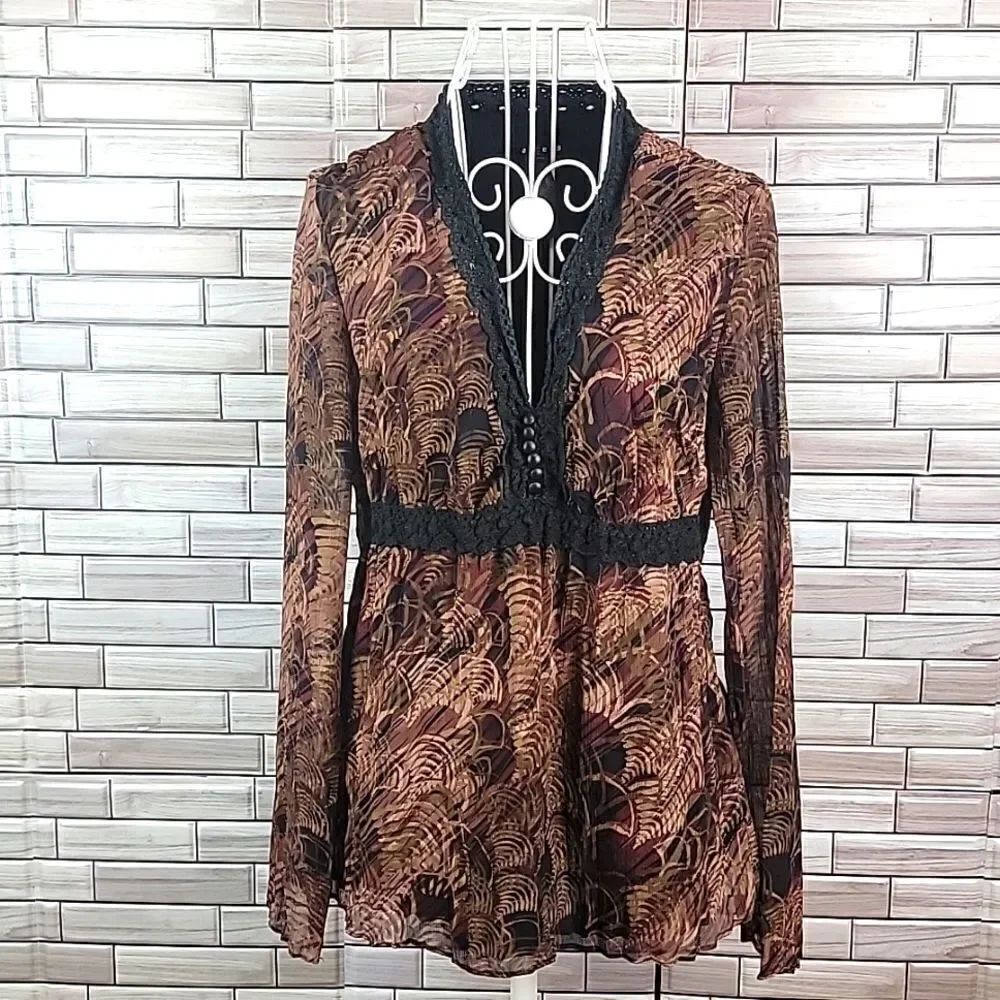 Axcess Liz Claiborne blouse Size 4